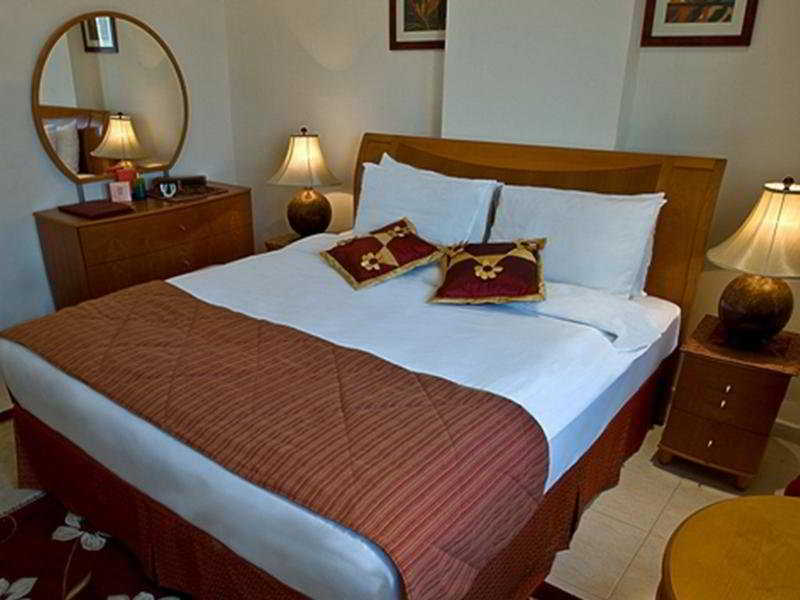 La Villa Najd Hotel Apartments Дубай Екстериор снимка