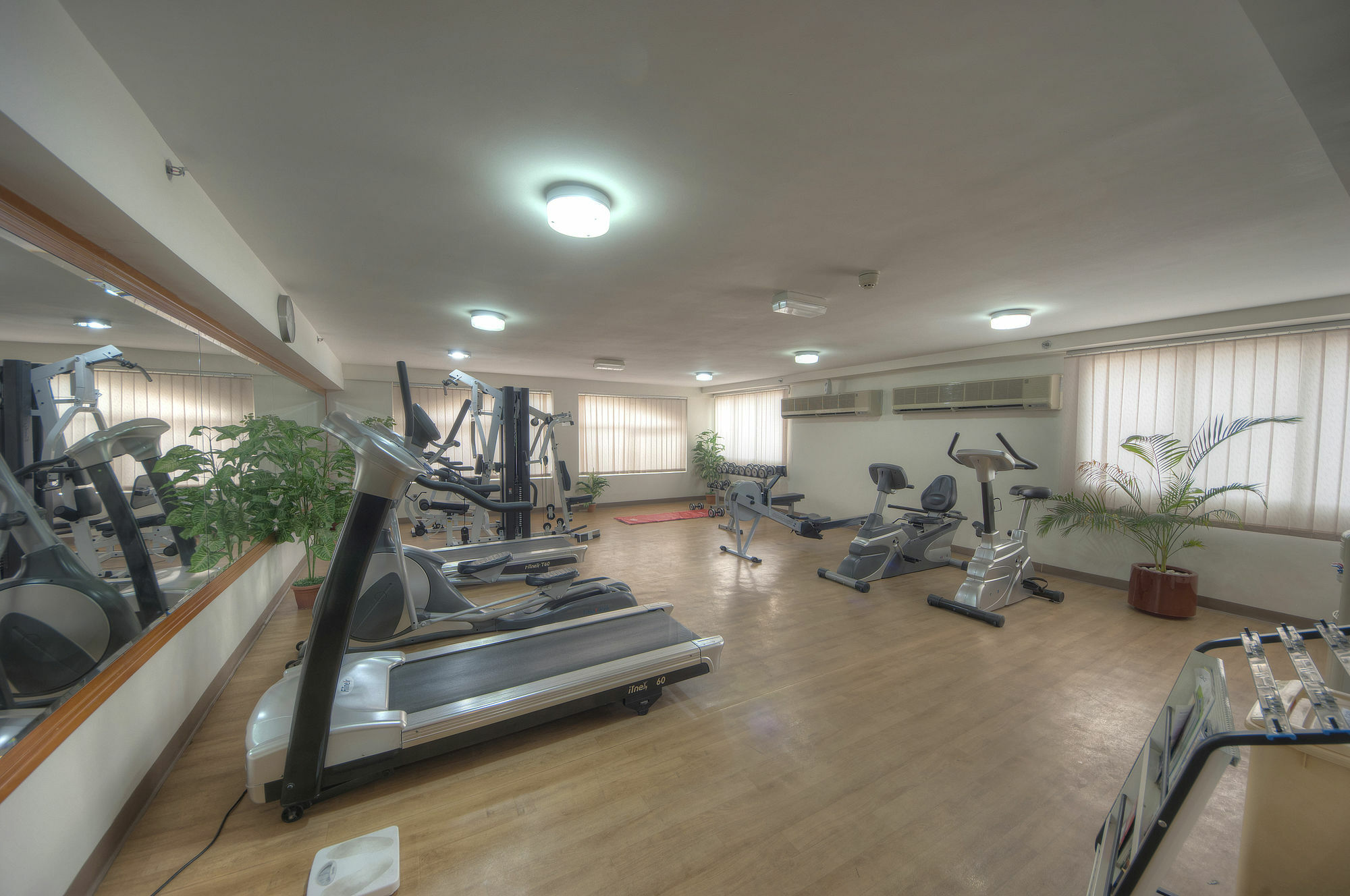La Villa Najd Hotel Apartments Дубай Екстериор снимка